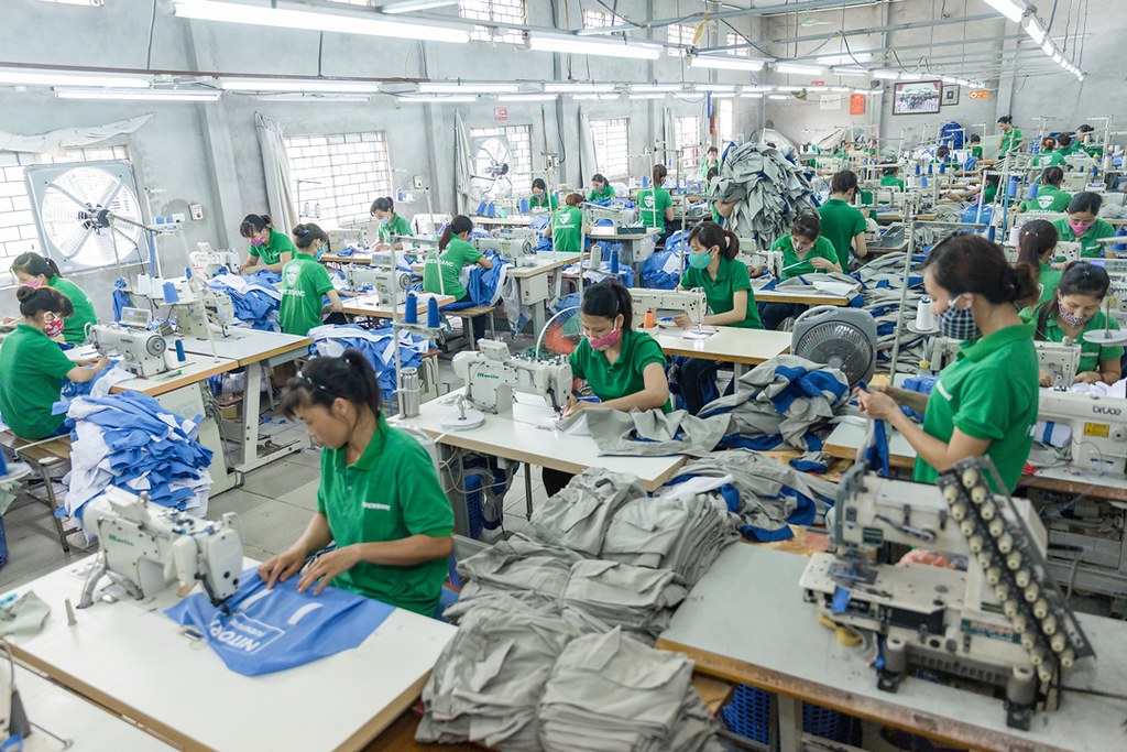 Đồng Phục Minh Quang – xưởng may đồng phục tạp dề giá rẻ nhất tại Hà Nội