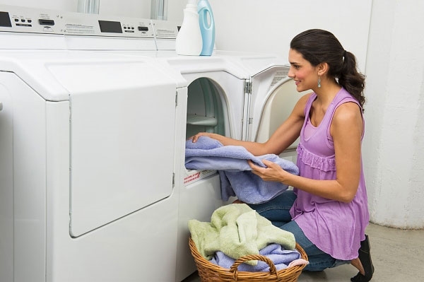 Không nhồi nhét nhiều quần áo vào máy giặt